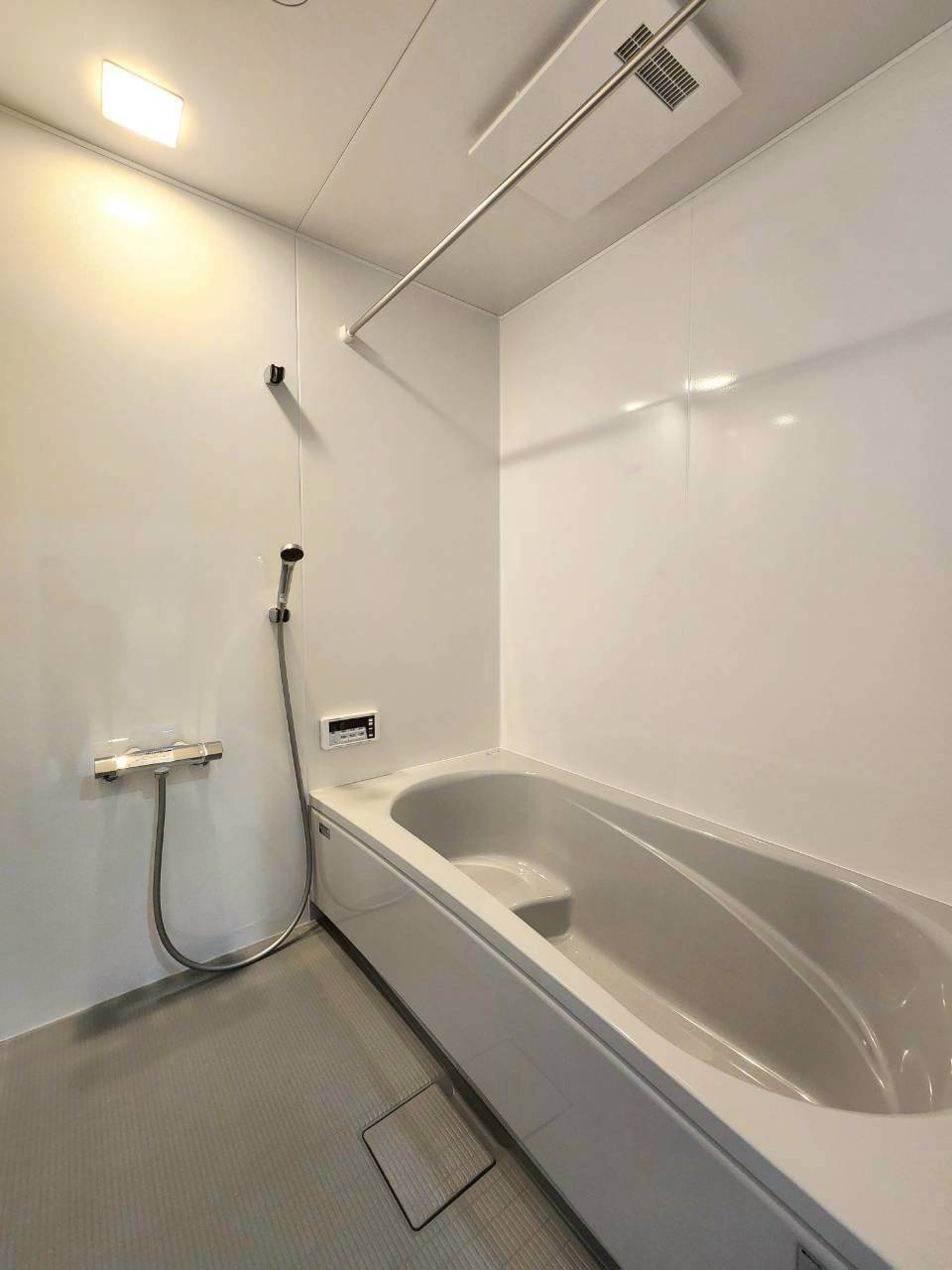 RESET HOUSE－リセットハウス小倉南区津田4丁目の浴室|浴室乾燥＋物干し付きの新品ユニットバス♪