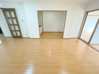 【居間・リビング】 | イプシロンＡ棟　312 | ※内観写真は従前契約者がご入居前（2023．11）撮影分です