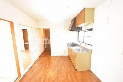 【居間・リビング】 | エレガントハイツ