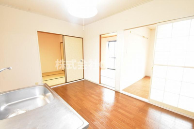 【居間・リビング】 | エレガントハイツ