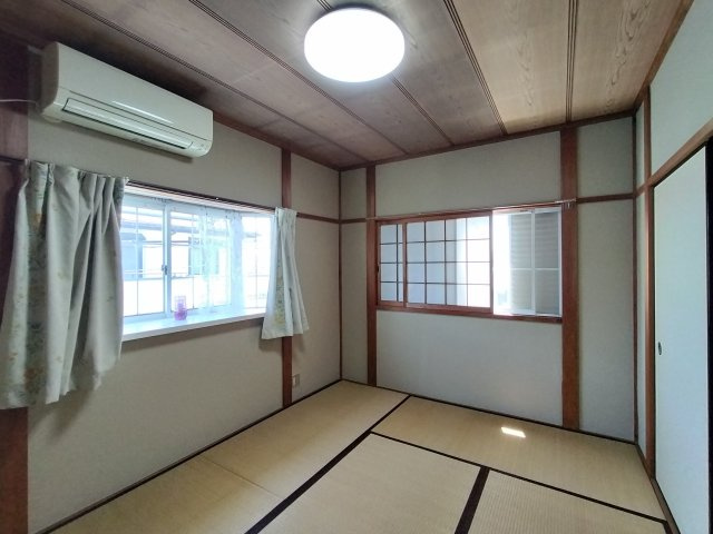 中ノ町戸建の寝室