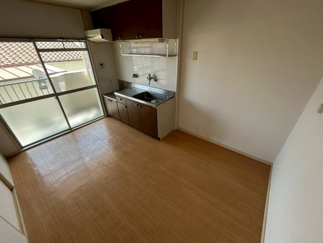 昭郷ツインハイツの居間・リビング