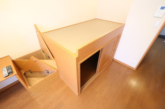 明石市鳥羽のアパートの寝室