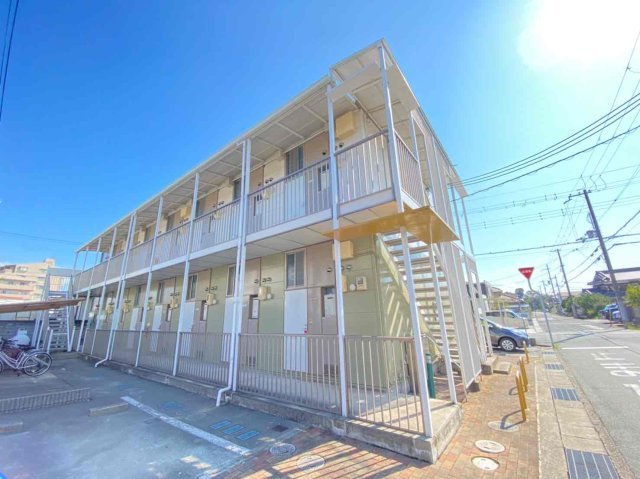 加古川市尾上町安田のアパートの外観