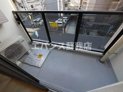 【バルコニー】 | アーバンパレス | バルコニーからの眺めを楽しみながら食事をしませんか