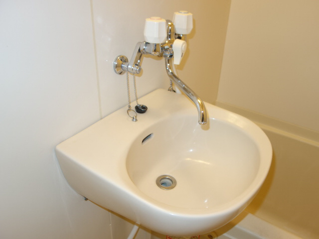 レオパレスベルフォールの洗面所