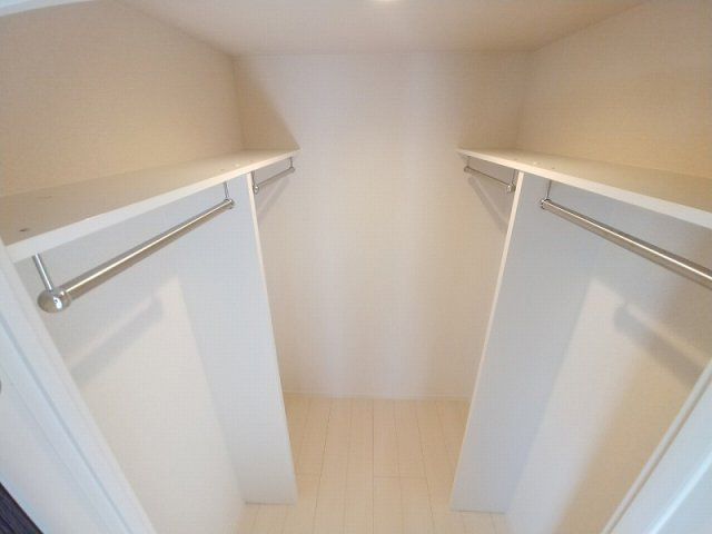 ミランダ錦城の内装|ウォークインクローゼット