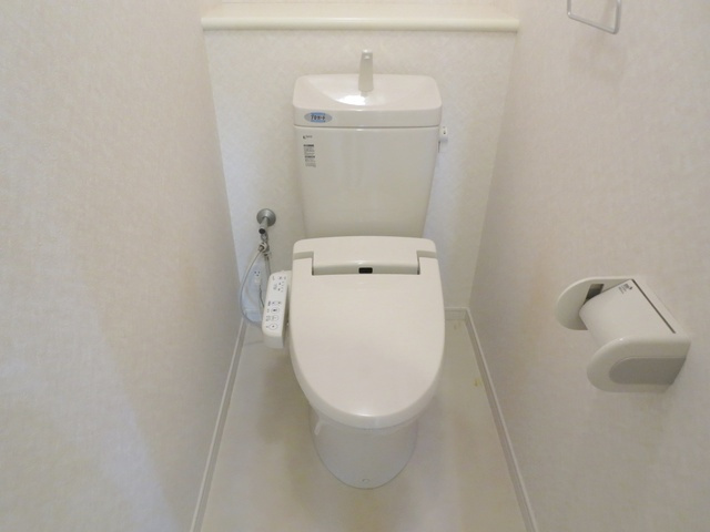 ＳＤコートのトイレ|温水洗浄便座完備のトイレです♪