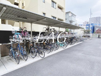 【その他共用部分】 | コウジーコート | 駐輪場です。