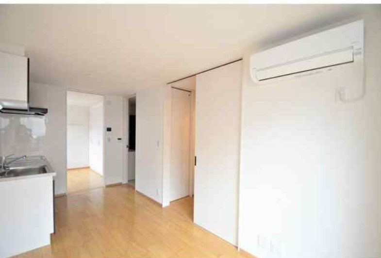 杉並区天沼１丁目のアパートの居間・リビング