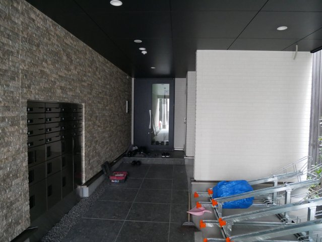 【エントランス】 | ウェルスクエア山坂