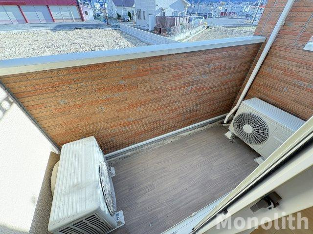 ゼクシー桜ヶ丘B棟のバルコニー