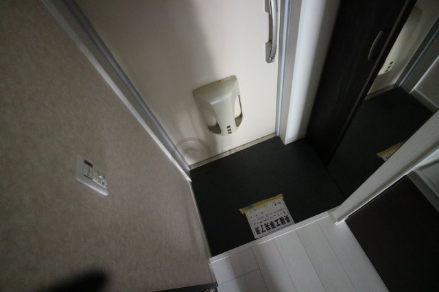 コートベルフラワーの玄関