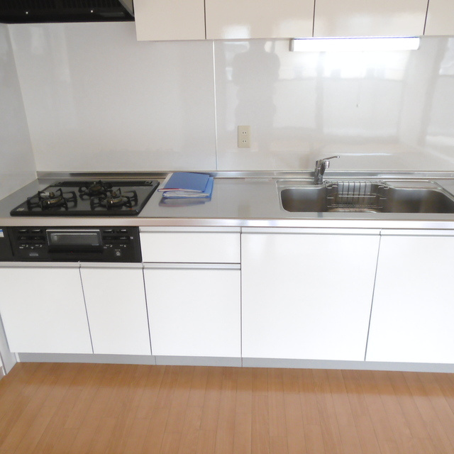 アーバンライフ本山中町のキッチン
