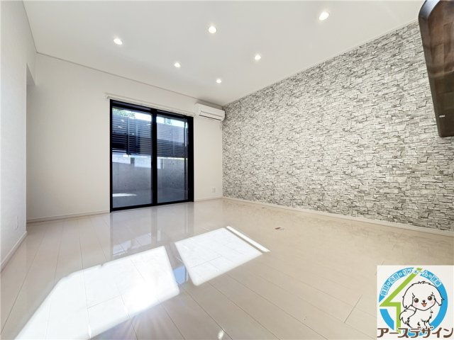 エフコート松江Bの居間・リビング