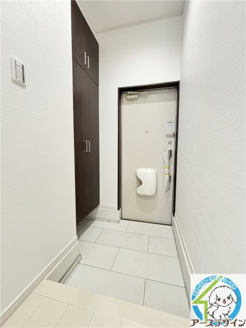 エフコート松江Bの玄関