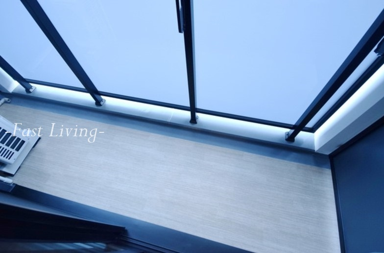 市谷仲之町ビューアパートメントのバルコニー