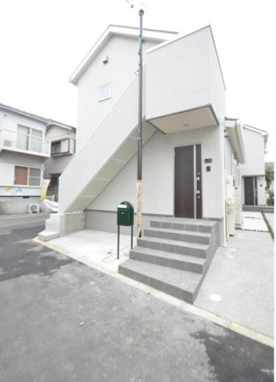 杉並区成田東１丁目のアパート