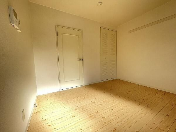 サンアベニューⅡＡの洋室