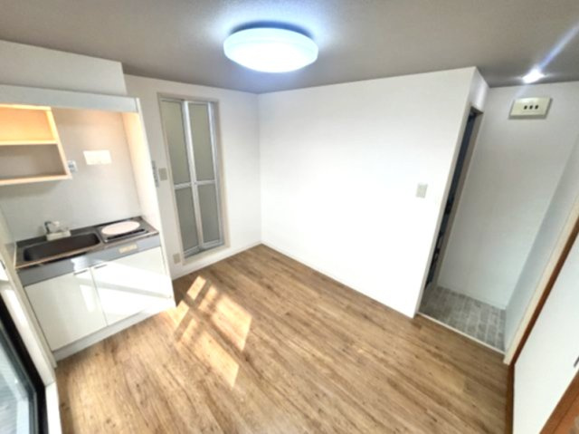 ウエストイン六甲の居間・リビング