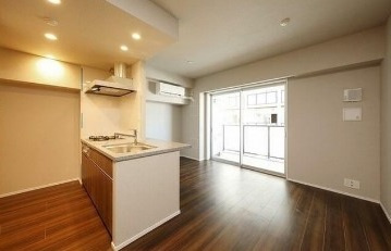 【居間・リビング】 | LIBR GRANT 西新宿EAST | 11.1帖のきれいなLDK。