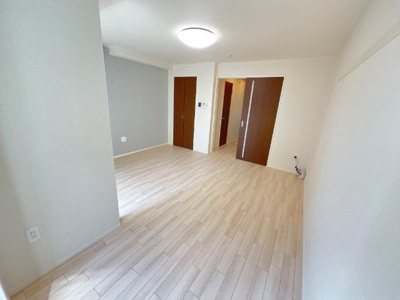 【内装】 | フロード・Ｎ | 洋室