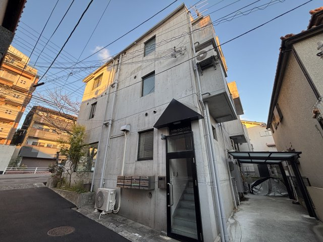 六甲トワニハウスの外観