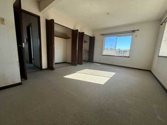 大網白里市南横川　中古戸建の洋室