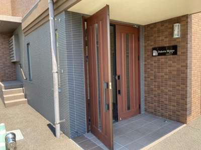 【エントランス】 | ダコタハウス世安