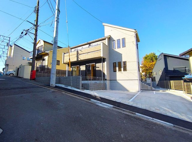 横浜市瀬谷区相沢2丁目 新築戸建て【仲介手数料無料】カースペース2台の外観