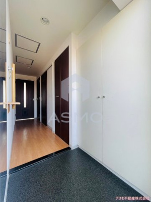 【玄関】 | エスタブレ・ヤマキ | 同マンション別部屋　参考写真