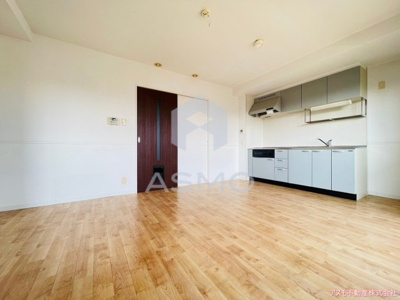 【居間・リビング】 | エスタブレ・ヤマキ | 同マンション別部屋　参考写真