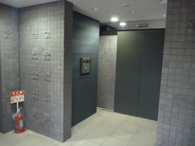 【エントランス】 | エクセリア千歳船ベルデ