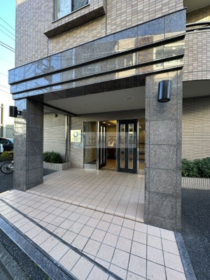 【エントランス】 | カスタリア目白