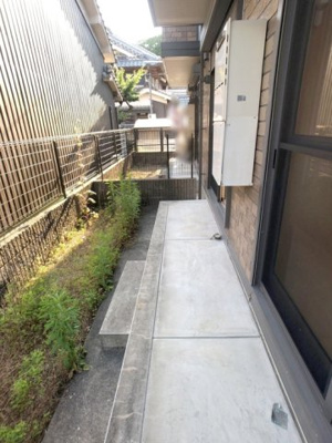 【庭】 | コート宮ノ下