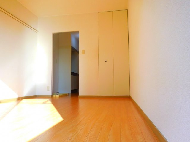 アクセスの内装