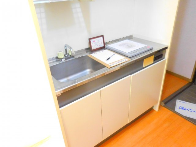 アクセスのキッチン