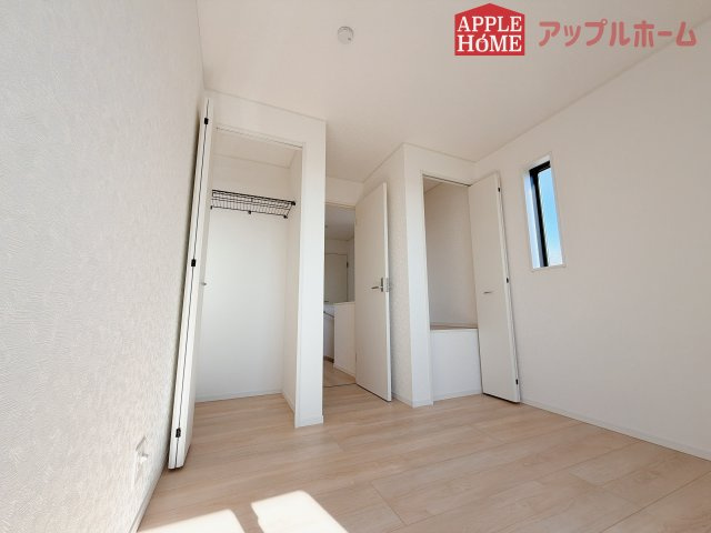 【新築住宅】熊谷市原島第1 全1棟の洋室|２階居室は全室収納あり！たっぷりある収納活用でお部屋もキレイを保てます♪
