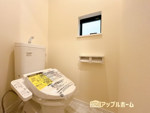 【新築住宅】さいたま市南区辻四丁目 全2棟のトイレ|1Fトイレ