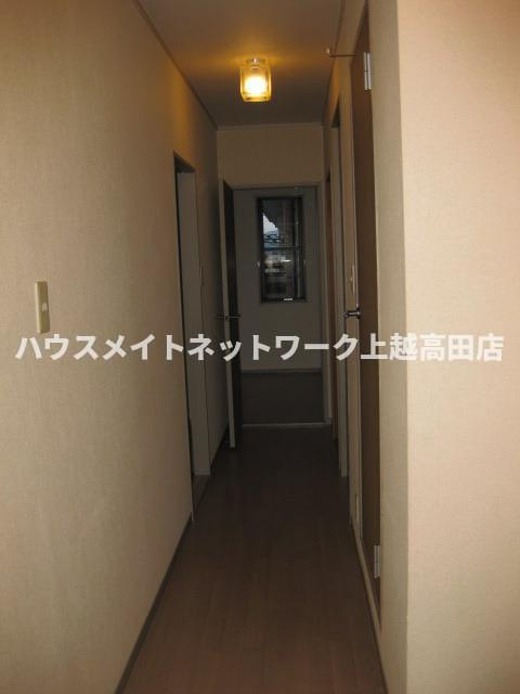 ヴィラ・アルペジオＢ棟のその他|玄関