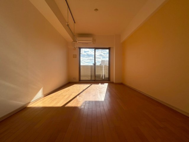 Gramercy Nipponbashiの洋室