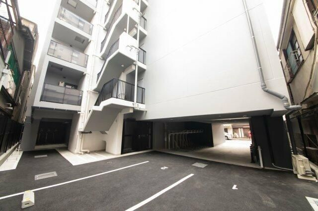 プラウドフラット月島アベニューのエントランス