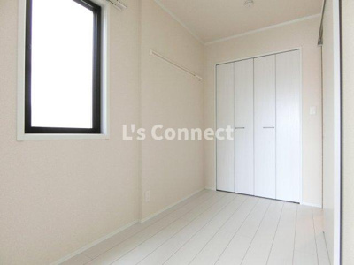 【その他】 | Ｓｅｉｎｅ北稲葉 | ３帖の洋室は寝室として使えます。