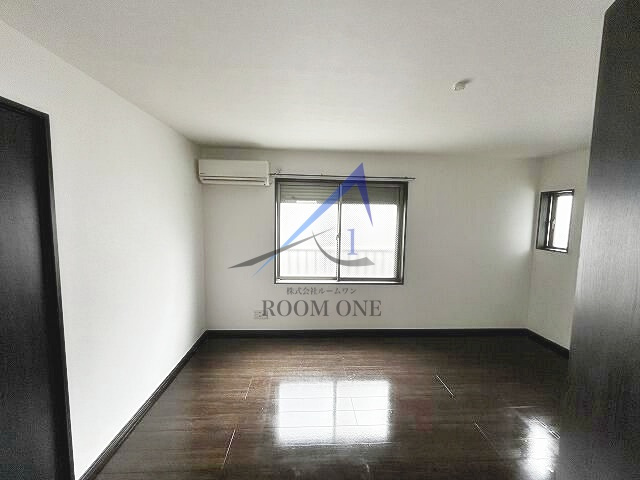 ＳＯＵＴＨ　ＳＩＤＥ西荻窪の居間・リビング|洋室のお部屋です。