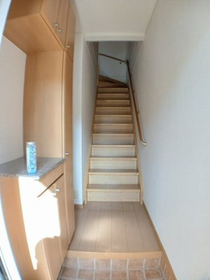 【玄関】 | マリンスカイＣ | 明るい玄関です