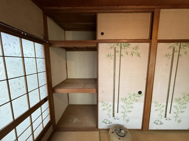 ペディハウス箕面市桜井の収納