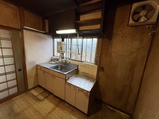 ペディハウス箕面市桜井のキッチン