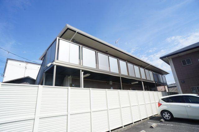 ルーチェ本町の外観