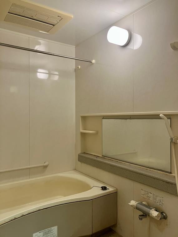 スペリオメイツ町田中町の浴室