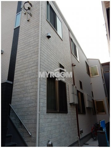 リブフラット北新宿の外観